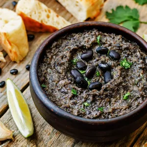 Hummus: Black Bean
